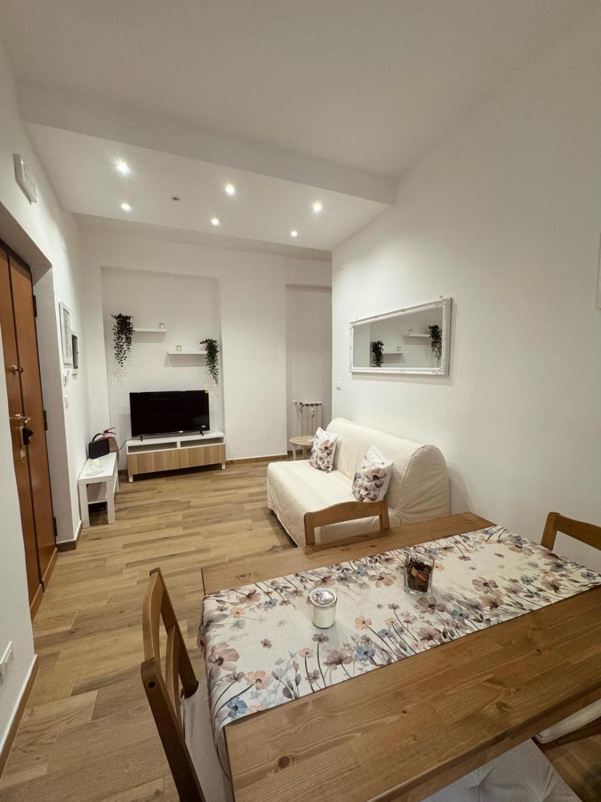 Apartment Re Di Living Rome